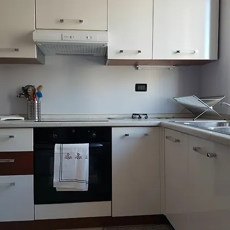Navigli - Meda Apartament